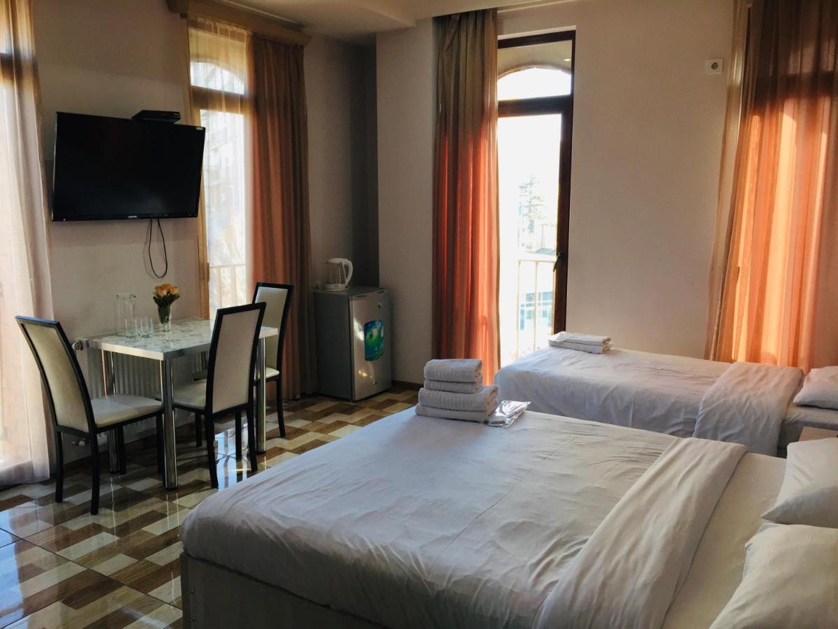 Hotel Tourist Tbilisi Exteriér fotografie